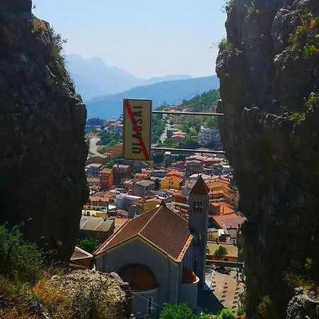 بيت للعطل La Casa Dell' Arco Ulassai